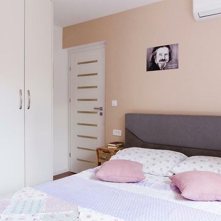 New Modern Apartment Near A Beach In Center Split Luaran gambar