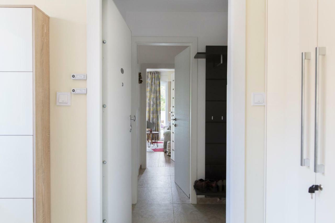 New Modern Apartment Near A Beach In Center Split Luaran gambar